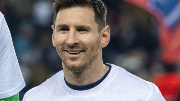 Lionel Messi : Gros câlin à son fils Ciro (3 ans), qui lui ressemble comme deux gouttes d'eau !