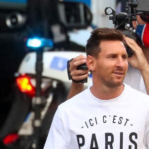 Lionel Messi arrive au Parc des Princes à Paris, France, le 10 août 2021. © Tiziano Da Silva/Bestimage