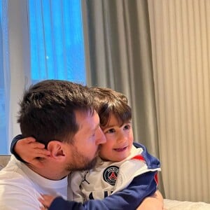 Lionel Messi et son fils Ciro.