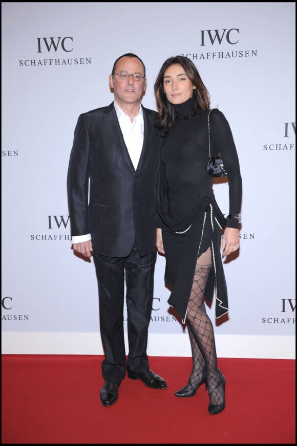 Jean Reno et sa femme Zofia Boruckau Palexpo de Genève dans le cadre du Salon international de l'horlogerie. Le 8 avril 2008.