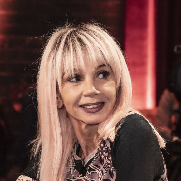 Victoria Abril sur le plateau de l'émission "On est en Direct" (OEED) diffusée sur France 2  © Jack Tribeca / Bestimage 
