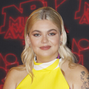 Louane Emera lors de la 23ème édition des NRJ Music Awards 2021 au Palais des Festivals de Cannes, le 20 novembre 2021. © Christophe Aubert via Bestimage 