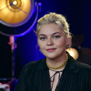 Exclusif - Louane Emera - Backstage - Enregistrement de l'émission "300 Choeurs chantent les plus belles comédies musicales" à Paris, qui est diffusée le 30 septembre sur France 3 © Giancarlo Gorassini / Bestimage 