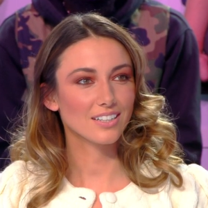 Delphine Wespiser revient sur son départ imprévu en vacances avec Cyril Hanouna