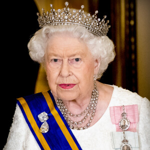 La reine Elisabeth II d'Angleterre (avec la "Girls of Great Britain and Ireland Tiara") - Les souverains néerlandais assistent à un banquet d'Etat au palais de Buckingham de Londres, lors de leur visite d'État au Royaume-Uni, le 23 octobre 2018.