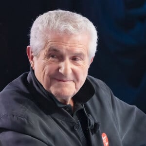 Claude Lelouch sur le plateau de l'émission Touche pas à mon poste (TPMP) diffusée en direct sur C8 le 18 janvier 2022 © Jack Tribeca / Bestimage 