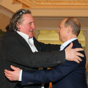 Gérard Depardieu reçu par Vladimir Poutine dans sa datcha de Sotchi