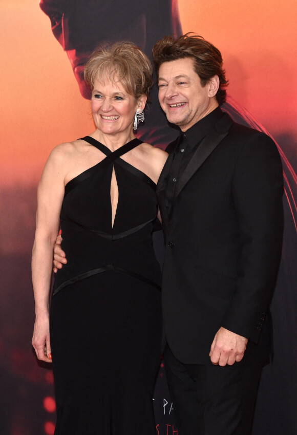 Lorraine Ashbourne et Andy Serkis - Les personnalités assistent à la première du film "Batman" à New York, le 1er mars 2022. 