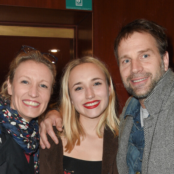 Alexandra Lamy, Chloé Jouannet et son père Thomas Jouannet - Représentation de la pièce "Les Monologues du Vagin" au théâtre le Comédia à Paris le 12 mars 2018. © Guirec Coadic/Bestimage