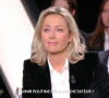 Anne-Sophie Lapix - Capture d'écran de l'émission Elysée 2022 sur France 2 du 3 mars 2022
