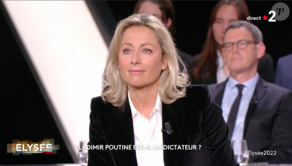 Anne-Sophie Lapix - Capture d'écran de l'émission Elysée 2022 sur France 2 du 3 mars 2022