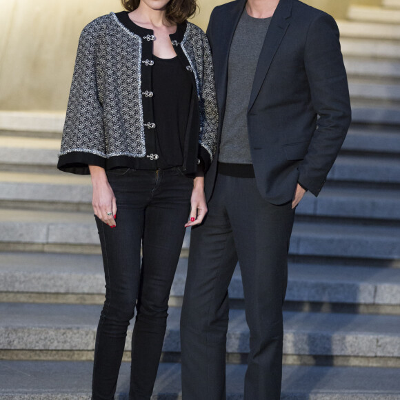 Gaspard Ulliel et sa compagne Gaëlle Pietri - People au Photocall du défilé Chanel Croisière "Paris-Séoul" au Dongdaemun Design Plaza de Séoul le 4 mai 2015