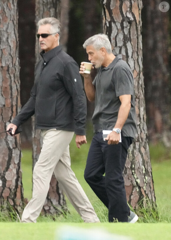 George Clooney tourne une scène du film "Ticket To Paradise" à Gold Coast en Australie, le 28 décembre 2021.