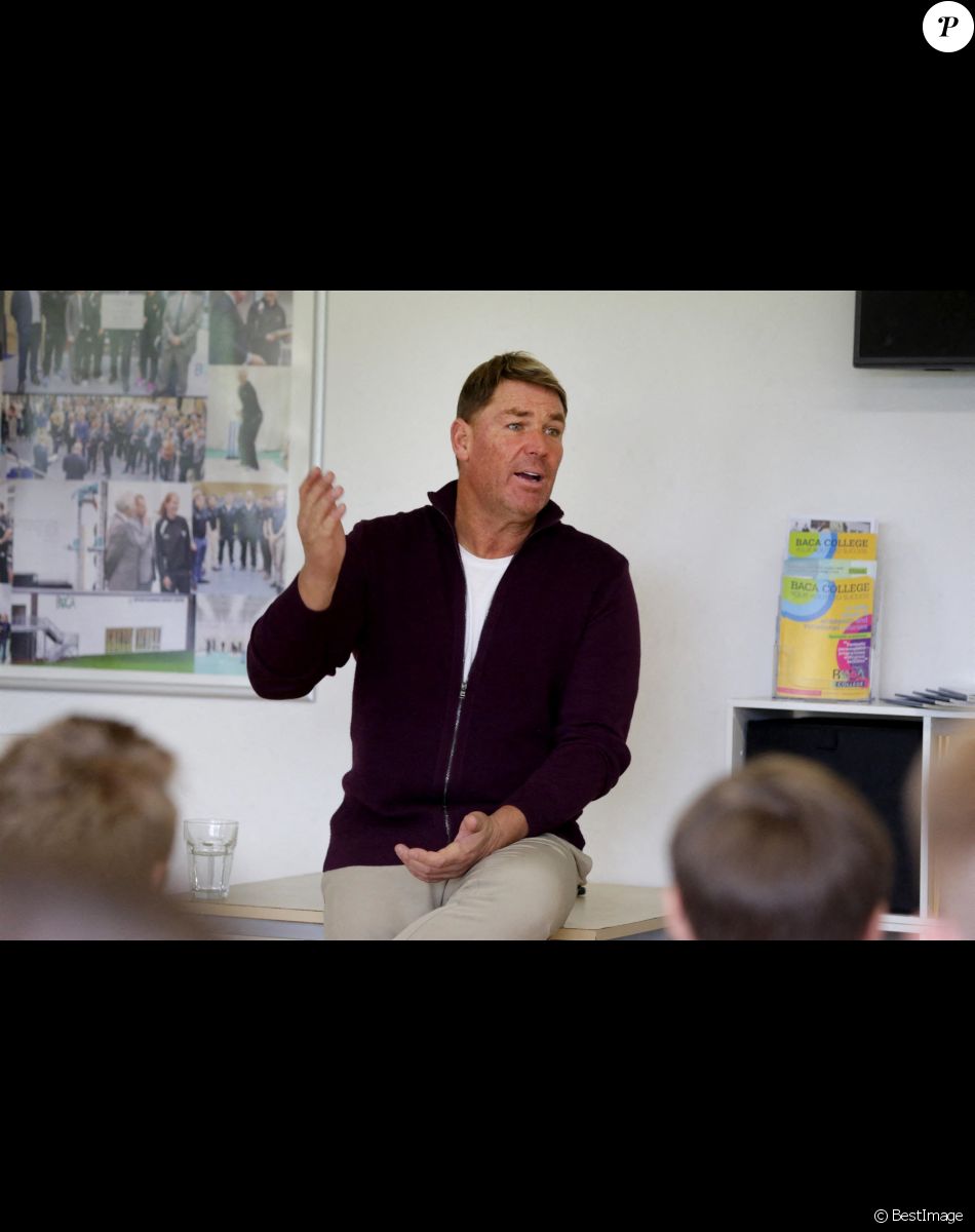 Shane Warne, ancien compagnon d'Elizabeth Hurley, est décédé à l'âge de 52 ans d'une crise cardiaque présumée