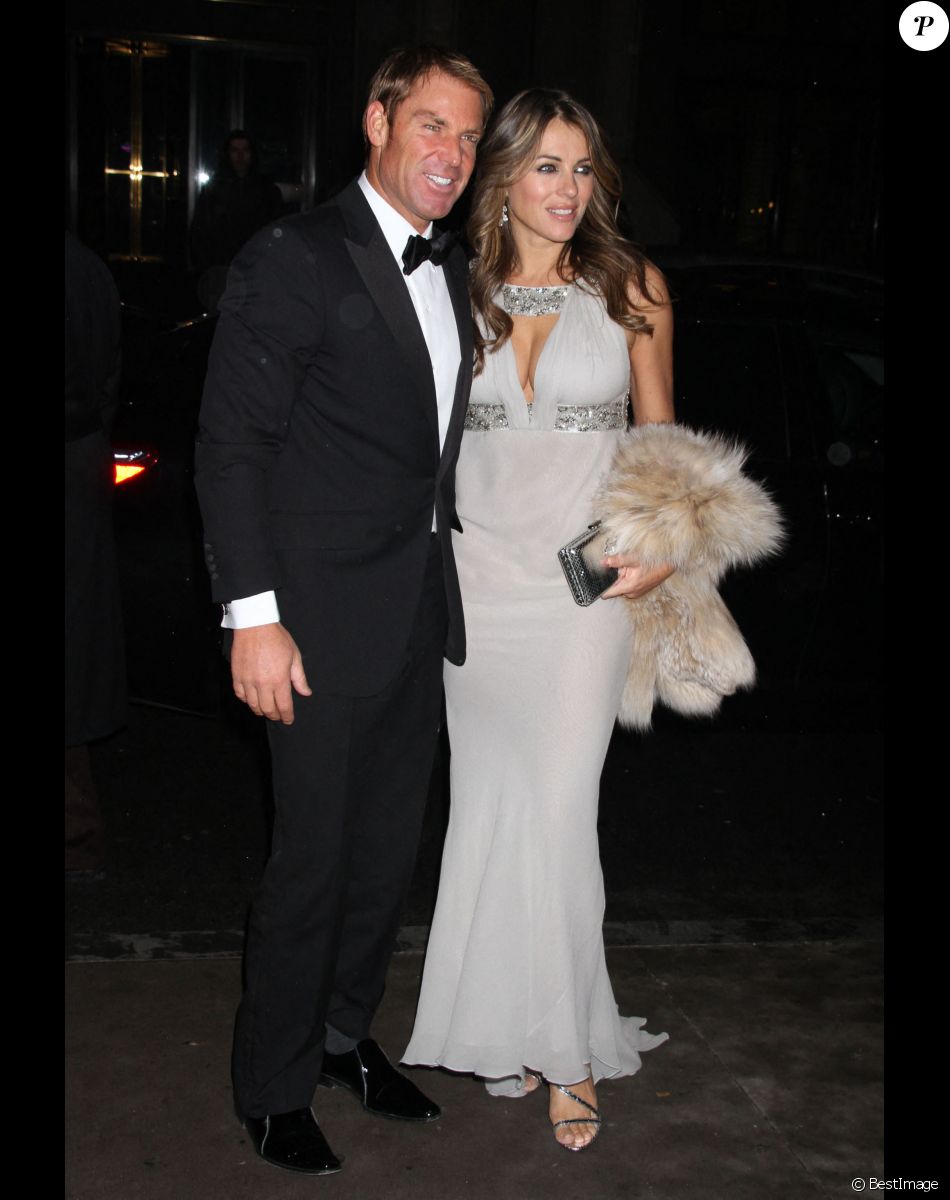 Elizabeth Hurley et Shane Warne en 2012