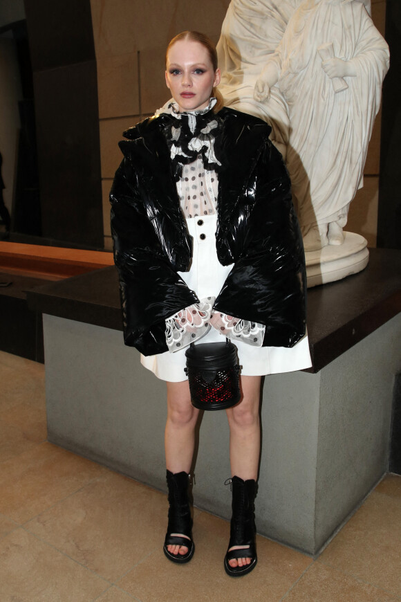 Emma Laird assiste au défilé de mode Louis Vuitton, collection prêt-à-porter automne-hiver 2022/2023, au Musée d'Orsay. Paris, le 7 mars 2022 © Borde-Rindoff / Bestimage