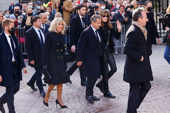 José Pietroboni, Brigitte Macron, Carla Bruni, Nicolas Sarkozy - Obsèques de Jean-Pierre Pernaut en la Basilique Sainte-Clotilde à Paris