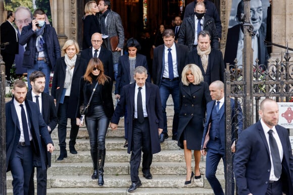 Carla Bruni, Nicolas Sarkozy, Brigitte Macron, Valérie Pécresse, Eric Ciotti, Rachida Dati, José Pietroboni, Cécile de Ménibus, Bernard Montiel - Sorties des obsèques de Jean-Pierre Pernaut en la Basilique Sainte-Clotilde à Paris le 9 mars 2022. © Cyril Moreau/Bestimage