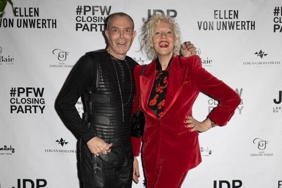 Exclusif - Jean-Claude Jitrois et Ellen Von Unwerth assistent à la soirée de fin de Fashion Week aux Jardins du Presbourg. Paris, le 8 mars 2022. © Jeremy Melloul / Bestimage