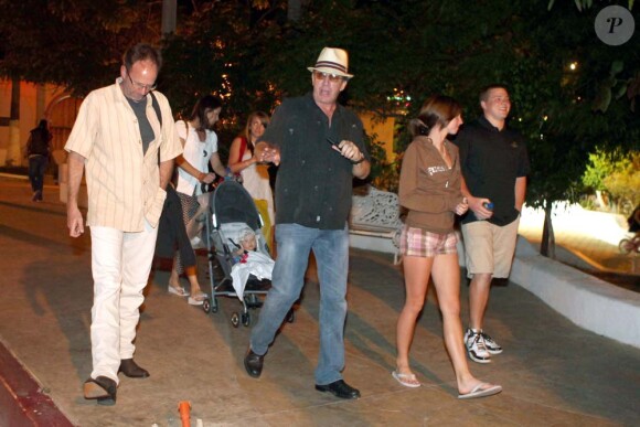 Tim Allen et sa famille en vacances à Los Cabos, au Mexique, janvier 2010 !