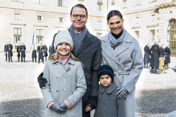 La princesse Victoria de suède, le prince Daniel, la princesse Estelle et le prince Oscar - La famille royale de Suède participe à la cérémonie "Princess Victoria name day" à Stockholm le 12 mars 2022.