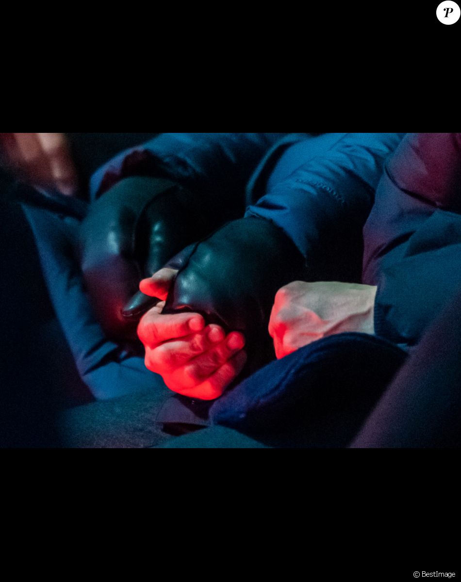 La princesse Victoria de Suède et le prince Daniel assistent à un concert caritatif pour les victimes de la guerre en Ukraine à Stockholm le 10 mars 2022.