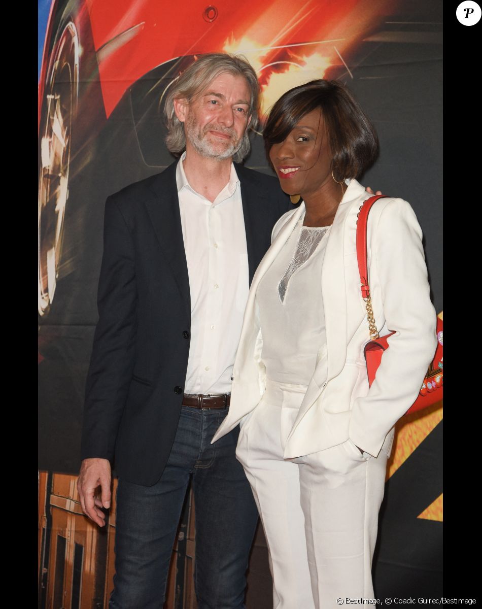 Gilles Verdez et sa compagne Fatou - Avant-première du film "Taxi 5" au cinéma le Grand Rex à Paris, France, le 8 avril 2018. © Coadic Guirec/Bestimage