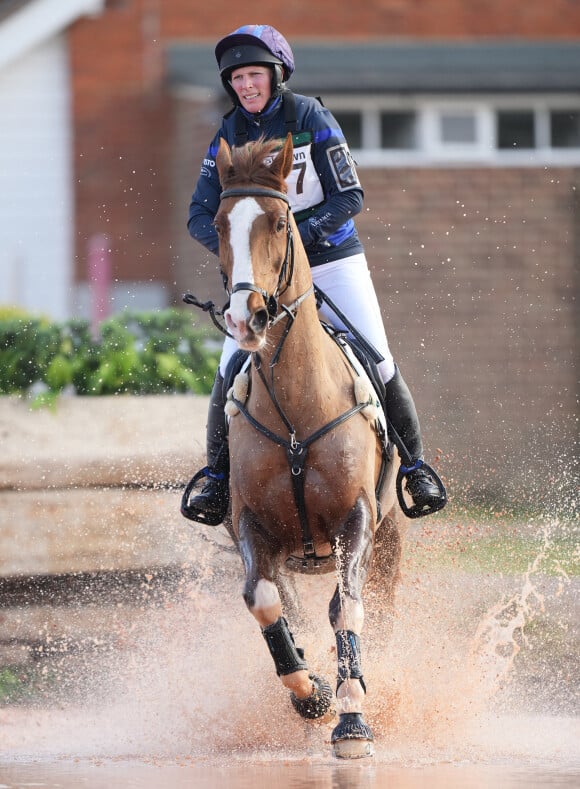 Zara Tindall participe à la compétition équestre Tweseldown Horse Trials à Odiham le 11 mars 2022.