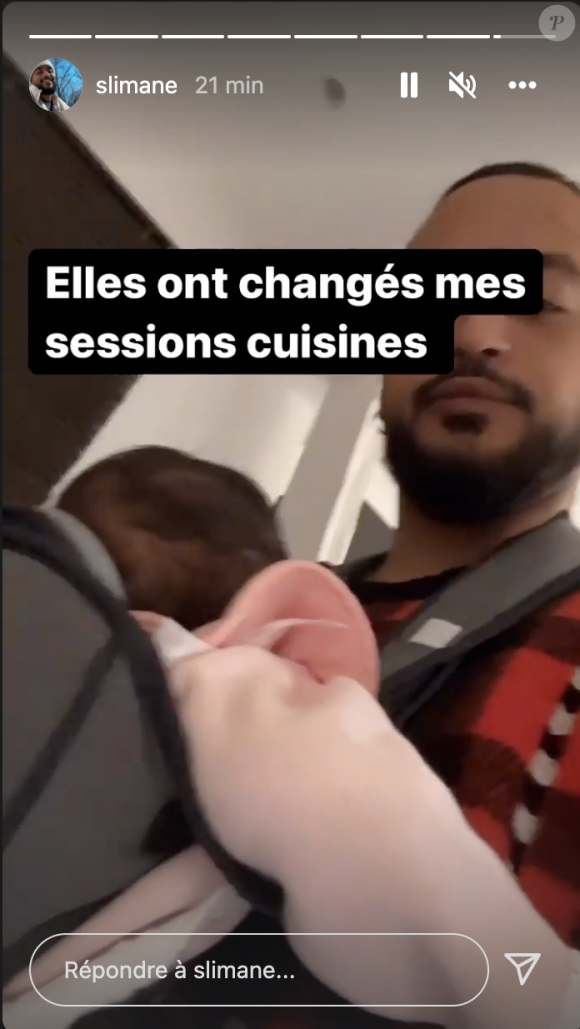 Slimane avec sa fille en cuisine sur Instagram. 16 mars 2022.