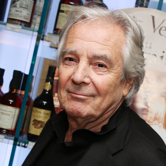 Pierre Arditi - Lancement du livre de J-L Petitrenaud "Les quatre saisons d'Emile et Marcelle" au restaurant Lavinia à Paris le 5 novembre 2018. © Denis Guignebourg/Bestimage