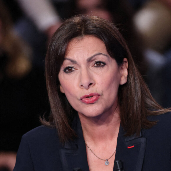 Anne Hidalgo, maire de Paris - Les candidats à l'élection présidentielle sont sur le plateau de l'émission "La France face à la guerre" sur TF1 le 14 mars 2022. © Laurent Vu / Pool / Bestimage 