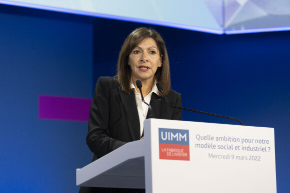 Exclusif - Anne Hidalgo - Prise de parole des candidats à l'élection présidentielle 2022 organisée par l'UIMM à la Mutualité à Paris le 9 mars 2022. © Pierre Perusseau / Bestimage