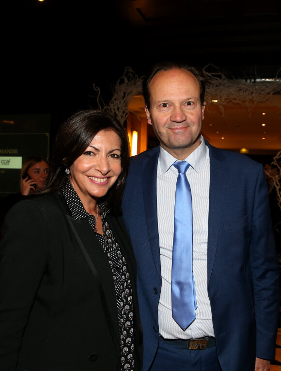 Anne Hidalgo (maire de Paris) et son mari Jean-Marc Germain au dîner annuel du Conseil de Coordination des organisations Arméniennes de France (CCAF) à l'hôtel du Collectionneur à Paris, France, le 5 février 2019. © Dominique Jacovides/Bestimage