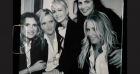 Laeticia Hallyday entourée de toutes ses amies.