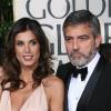 George Clooney mérite le Golden Globe du perdant le plus séduisant au côté de sa sublime compagne Elisabetta Canalis lors de la cérémonie des Golden Globes le 17 janvier 2010 à Los Angeles