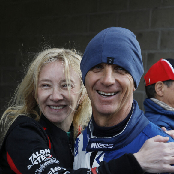 Sylvie Testud et François Delecour - 3e édition du challenge automobile "Talon Piste, Woman Charity Racing Challenge" au Circuit Bugatti du Mans. Le 20 mars 2022. © Denis Guignebourg / Bestimage