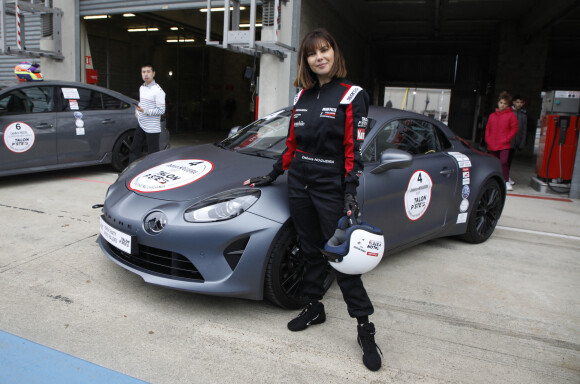 Debora Nogueira - 3e édition du challenge automobile "Talon Piste, Woman Charity Racing Challenge" au Circuit Bugatti du Mans. Le 20 mars 2022. © Denis Guignebourg / Bestimage