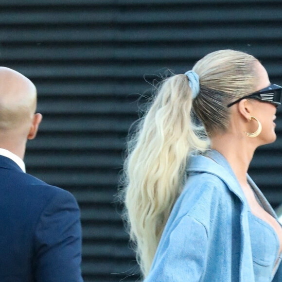 Exclusif - Khloé Kardashian arrive au restaurant Nobu pour assister à une soirée organisée par sa marque de vêtements, Good American, et le site Revolve. Malibu, le 23 mars 2022.