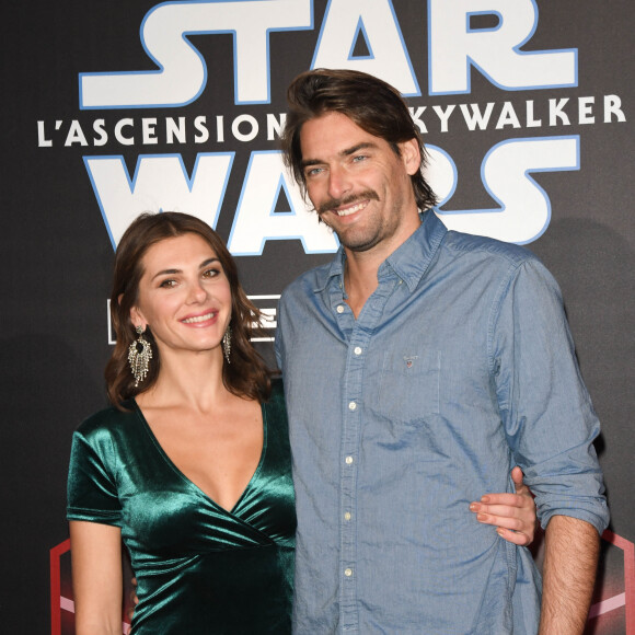 Camille Lacourt et sa compagne Alice Detollenaere - Avant-première du film "Star Wars : L'ascension de Skywalker" au cinéma Le Grand Rex à Paris. © Coadic Guirec/Bestimage