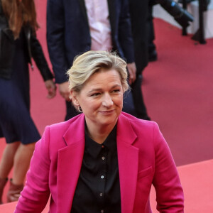 Anne-Élisabeth Lemoine - Montée des marches du film "Hors Normes" pour la clôture du 72ème Festival International du Film de Cannes. Le 25 mai 2019 © Jacovides-Moreau / Bestimage 