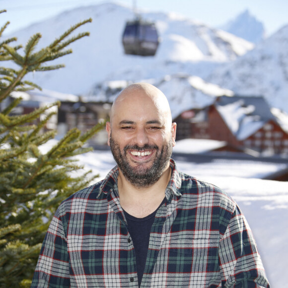 Jérome Commandeur pour le film Irréductible - Photocall lors de la 25ème édition du Festival international du film de comédie de l'Alpe d'Huez le 20 janvier 2022 © Christophe Aubert via Bestimage