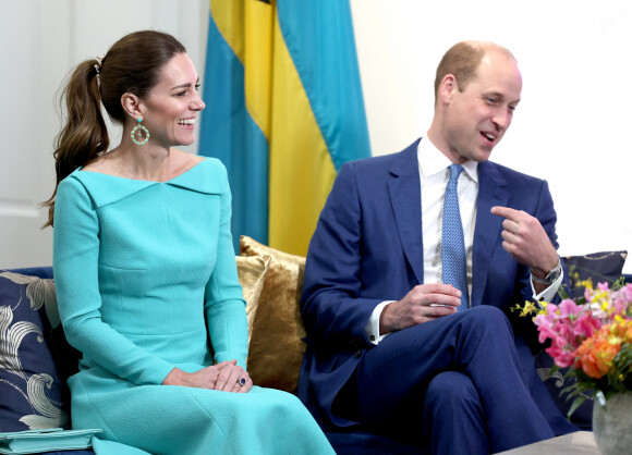 Catherine Kate Middleton et le prince William - Le duc et la duchesse de Cambridge rencontrent Philip Davis, le premier ministre des Bahamas, dans le cadre de leur voyage dans les Caraïbes le 24 mars 2022 