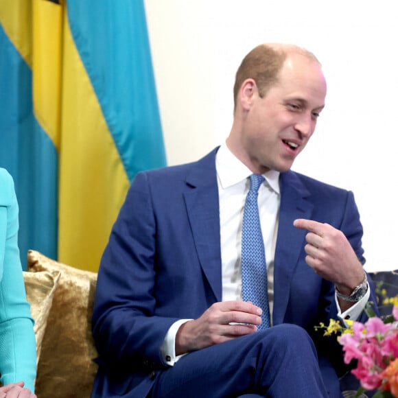 Catherine Kate Middleton et le prince William - Le duc et la duchesse de Cambridge rencontrent Philip Davis, le premier ministre des Bahamas, dans le cadre de leur voyage dans les Caraïbes le 24 mars 2022 