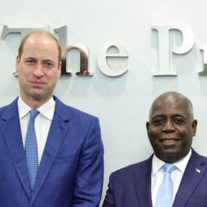 Philip Davis, le premier ministre des Bahamas et le prince William - Le duc et la duchesse de Cambridge rencontrent Philip Davis, le premier ministre des Bahamas, dans le cadre de leur voyage dans les Caraïbes le 24 mars 2022 