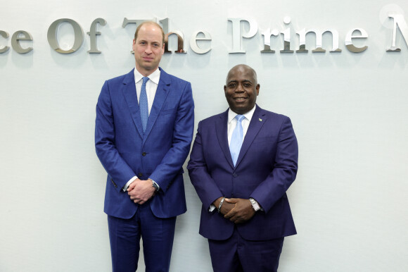 Philip Davis, le premier ministre des Bahamas et le prince William - Le duc et la duchesse de Cambridge rencontrent Philip Davis, le premier ministre des Bahamas, dans le cadre de leur voyage dans les Caraïbes le 24 mars 2022 