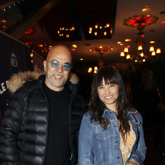 Pascal Obispo et Natasha St-Pier - People dans les backstage du concert de A.Chamfort "Dandy Symphonique" au Grand Rex à Paris. Le 23 mars 2022 © Denis Guignebourg / Bestimage 