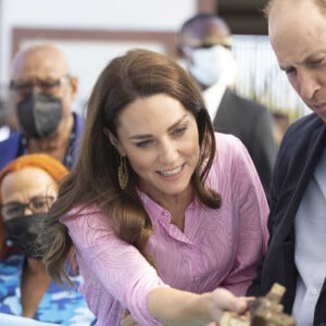 Le prince William, duc de Cambridge, et Catherine (Kate) Middleton, duchesse de Cambridge, en visite à Coral Vita à Grand Bahama, qui a été le premier lauréat du prix Earthshot "Revive Our Oceans". Le 26 mars 2022. 