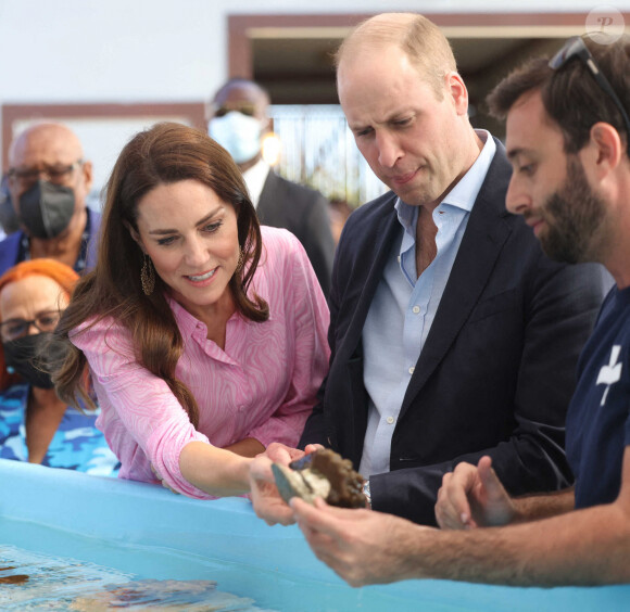 Le prince William, duc de Cambridge, et Catherine (Kate) Middleton, duchesse de Cambridge, en visite à Coral Vita à Grand Bahama, qui a été le premier lauréat du prix Earthshot "Revive Our Oceans". Le 26 mars 2022. 