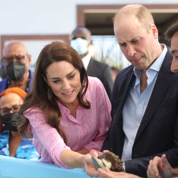 Le prince William, duc de Cambridge, et Catherine (Kate) Middleton, duchesse de Cambridge, en visite à Coral Vita à Grand Bahama, qui a été le premier lauréat du prix Earthshot "Revive Our Oceans". Le 26 mars 2022. 