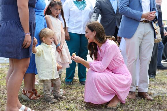 Le prince William, duc de Cambridge, et Catherine (Kate) Middleton, duchesse de Cambridge, visitent l'église évangélique Daystar Abaco aux Bahamas, pour en savoir plus sur l'impact de l'ouragan Dorian en 2019. Abaco, le 2022. 